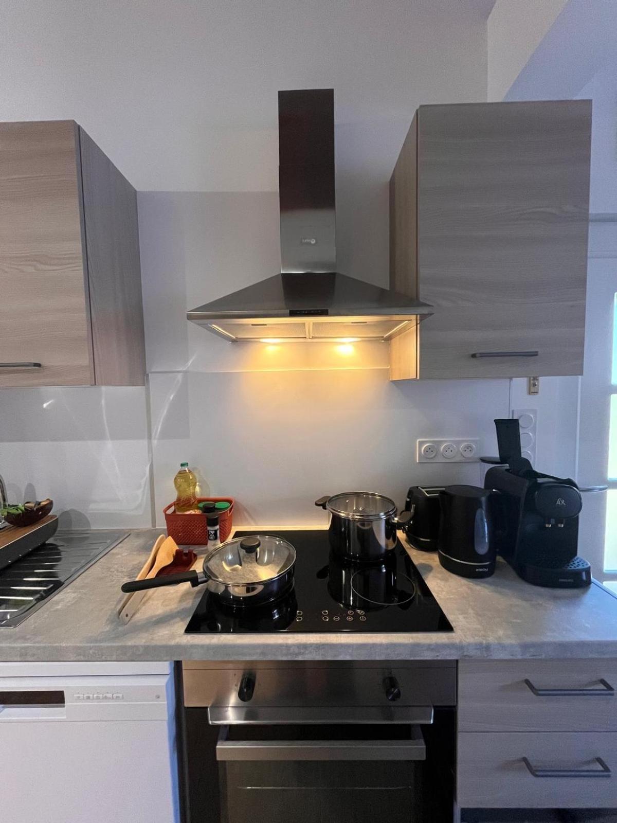 Charmante Maison Bord De Marne Maisons-Alfort Bagian luar foto
